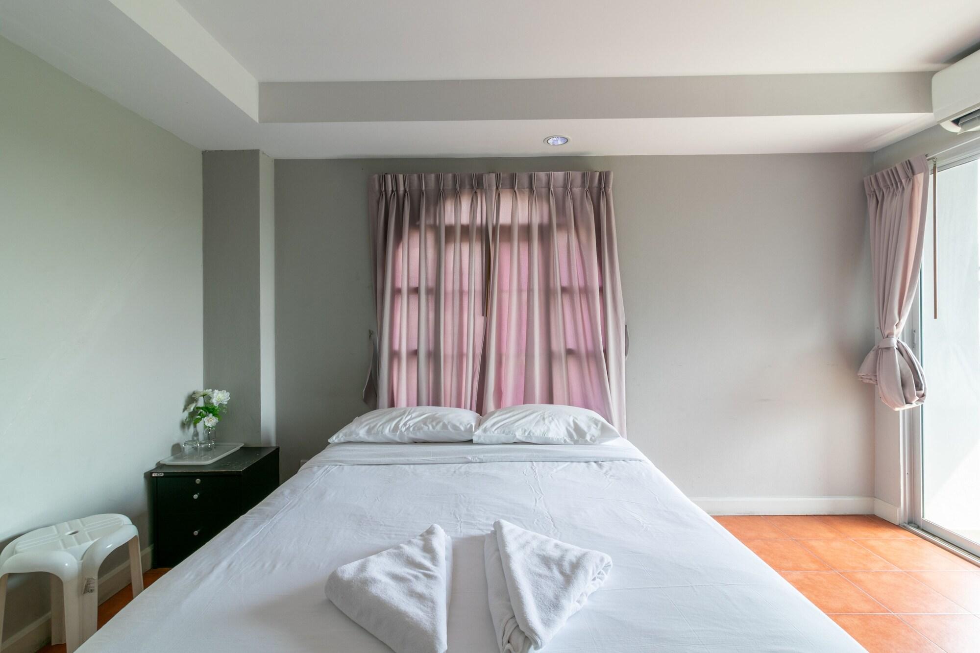 Resortel Lat Phrao 91 Bangkok Exterior foto