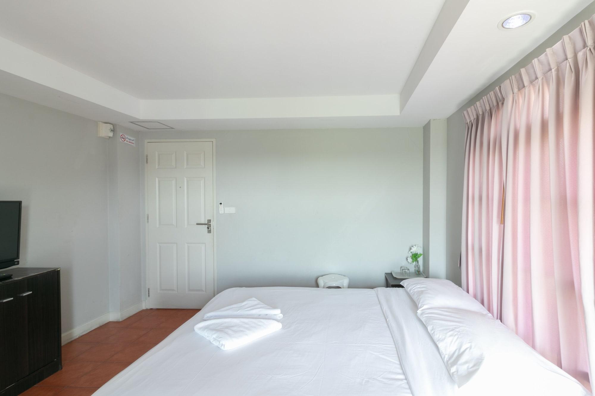 Resortel Lat Phrao 91 Bangkok Exterior foto